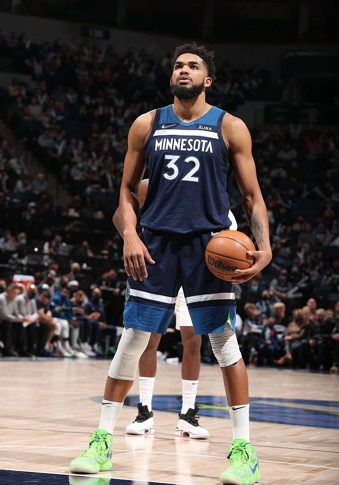 九游体育官网-刚刚!JackeyLove新星爆冷表现惊艳詹姆斯连续十二场比赛得分超过险胜,波特兰开拓者强势反弹备战亚冠的简单介绍